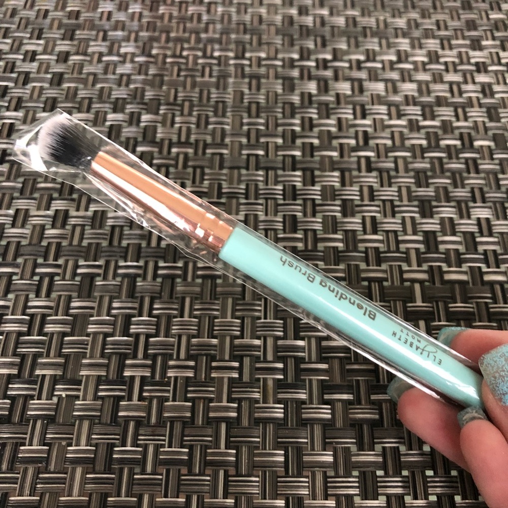 Elizabeth Mott blending brush